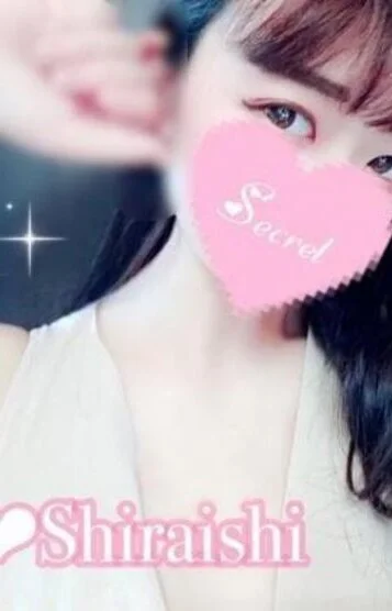 白石なこ