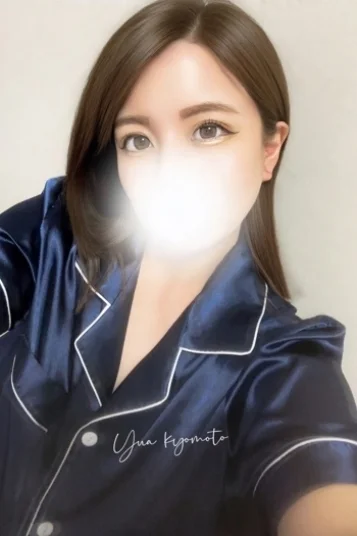 京本 ゆあ