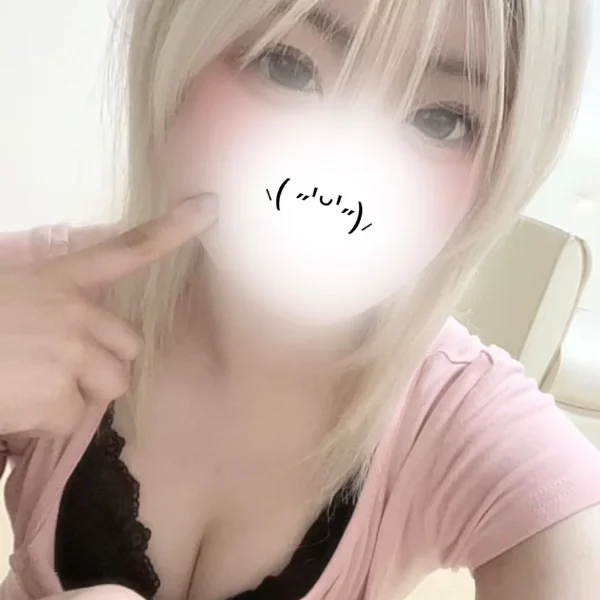 本日18時~23時まで出勤ですっ！！