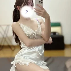 ( ̳- ·̫ - ̳ˆ )◞❤︎