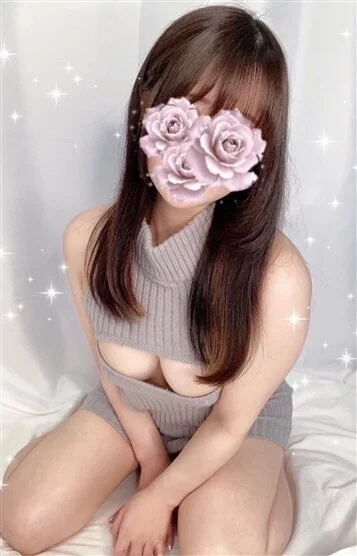 紅井 ざくろ