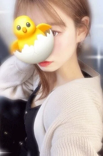 愛沢あやさ