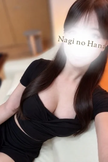 月乃まみ