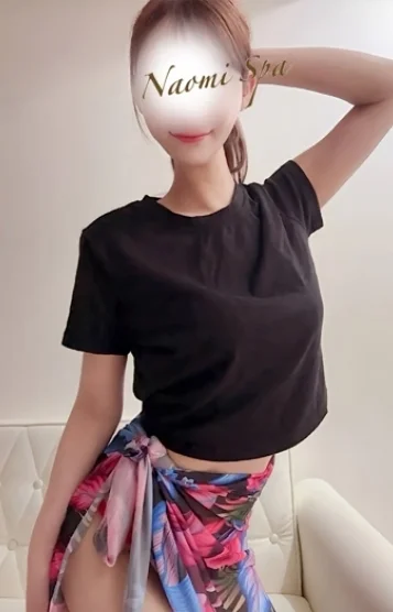 白石ひな