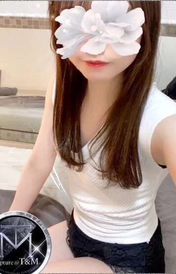 美月みいな