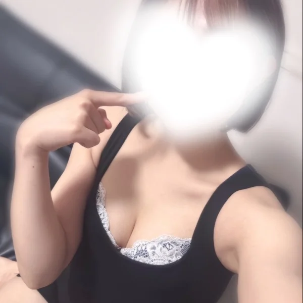 急遽出勤‼️18時〜24時でいるよ🐣