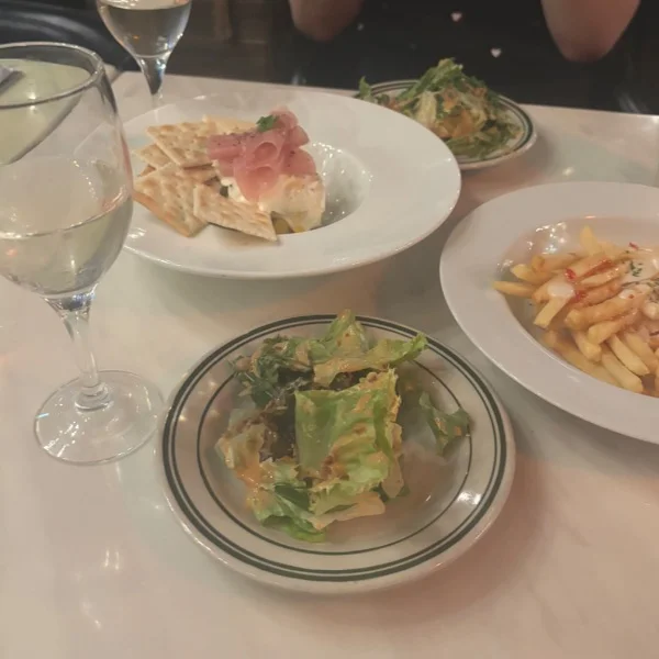 本日17時半〜22時で出勤❣️