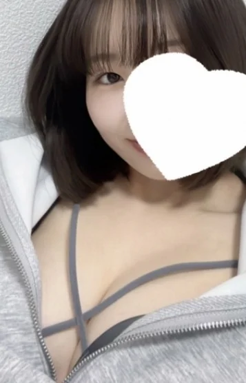 長澤ひな