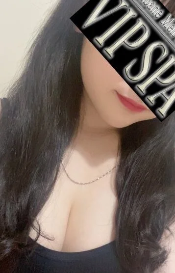 朝比まりな