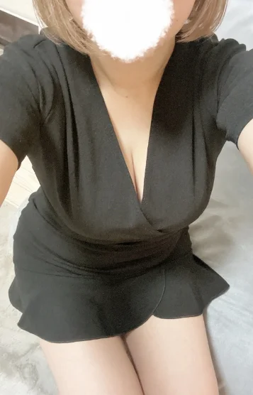 一色 莉緒