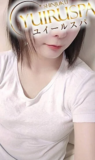 ゆりな