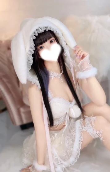 るあ