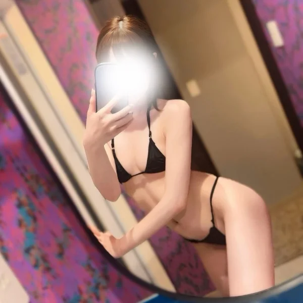 写真じゃ見えないところ、近くで確かめに来てね…🫧🤍