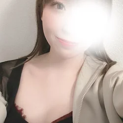 白咲かれん