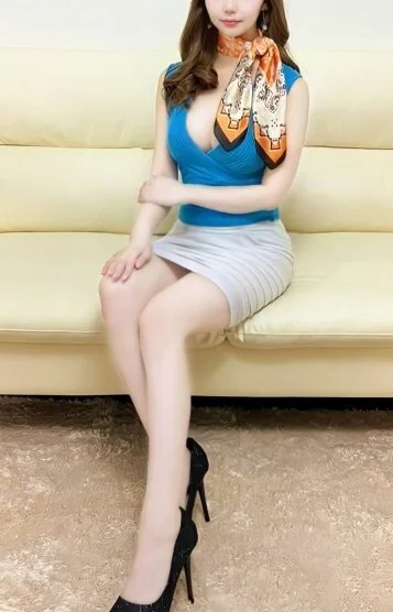 小春 りおん