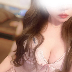 【緊急出勤速報！】美人モデル系彼女めいさん本日出勤！