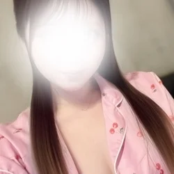 キュート系彼女　もも