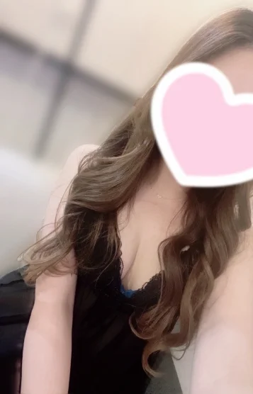 容姿端麗彼女 めい