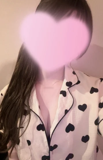 妹秘書系彼女　れな