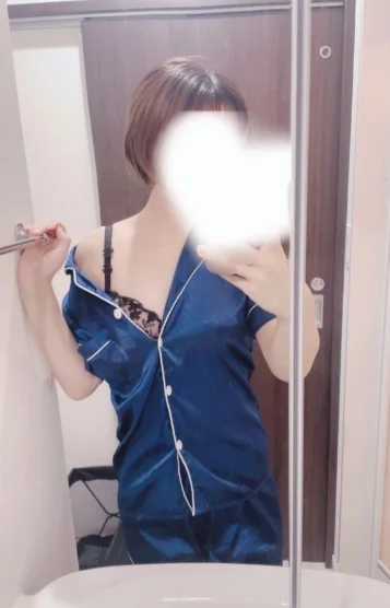 小動物系彼女 みみ