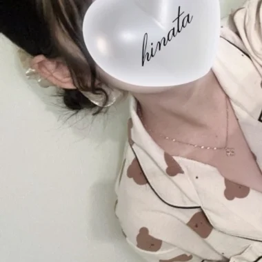 容姿端麗彼女　ひなた>の写真