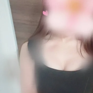 ゆるカワ妹系彼女はな>の写真