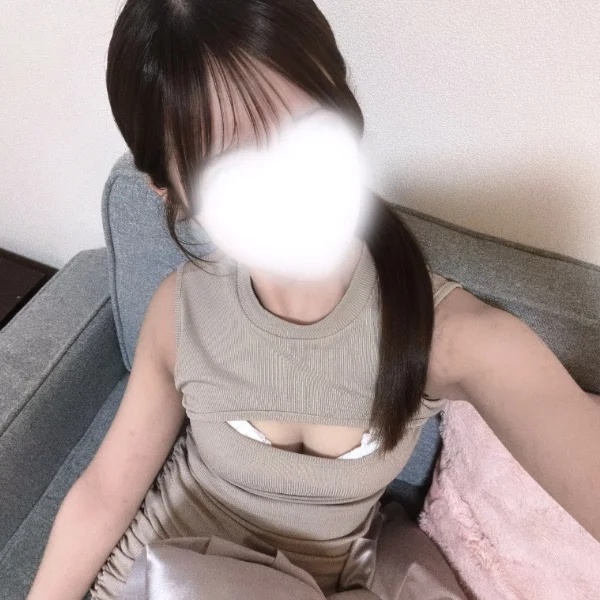 10時~15時出勤です🐈⬛🤍