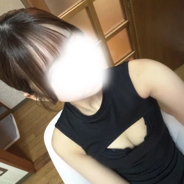 17時~23時出勤してます❤︎