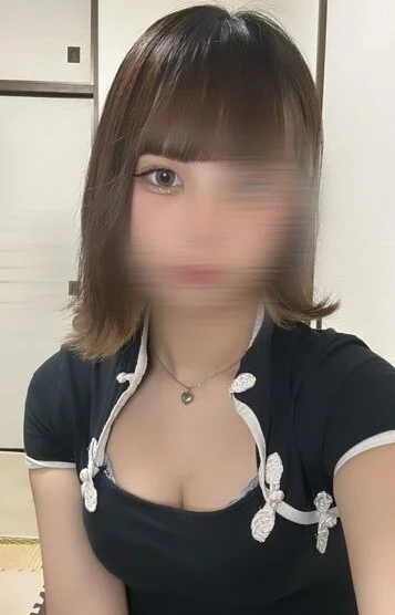 早乙女かりな