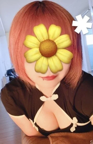 白石ひな