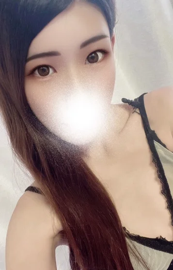 愛川えま