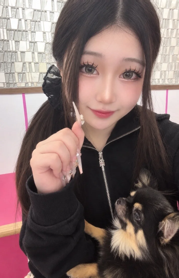 今日も出勤してます🎀りおたんに癒されてね💖