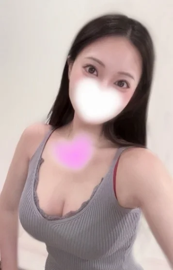 美園ゆりあ
