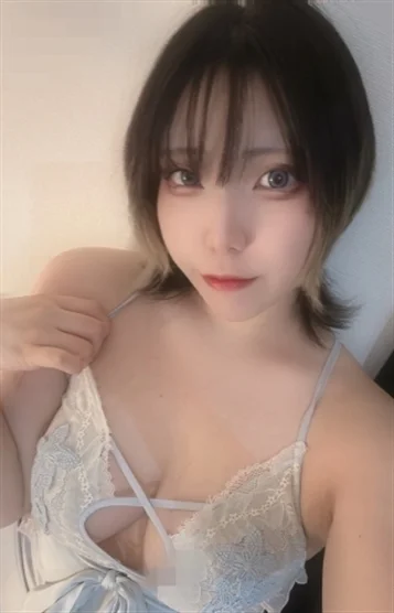 やや