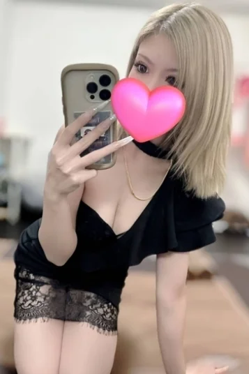 愛沢　えみり