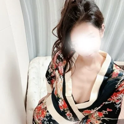 噂のハーフ系美女セラピスト！本日ラスト①枠最短今すぐ～ご案内