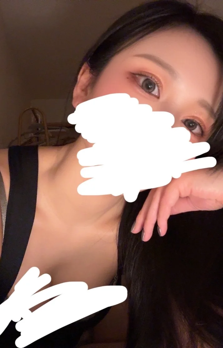 (｡ρω-｡)