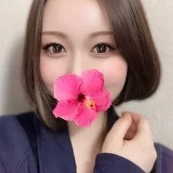 鈴原ゆな