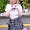 体験れな