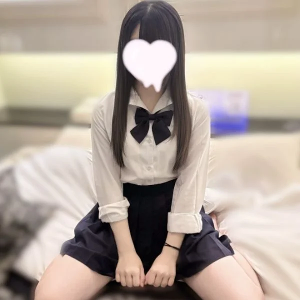 ( ՞- ·̫ -՞)ᐝ