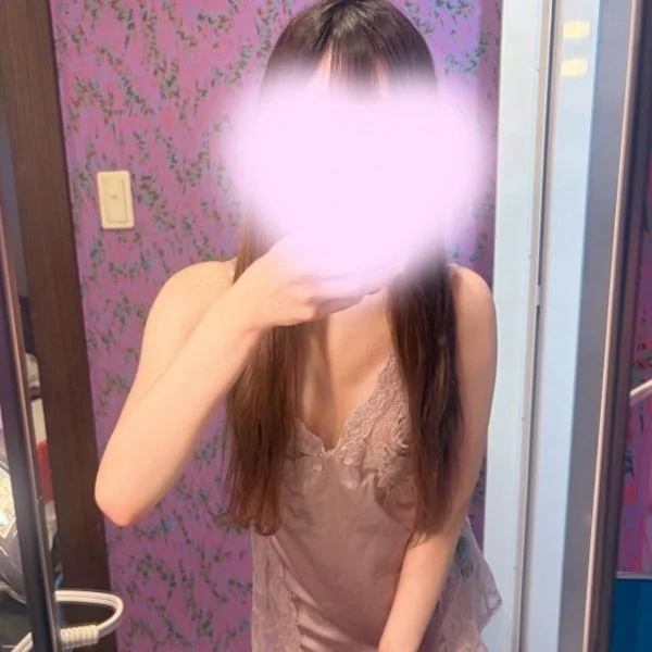 昨日のお礼と今日も出勤してます♡
