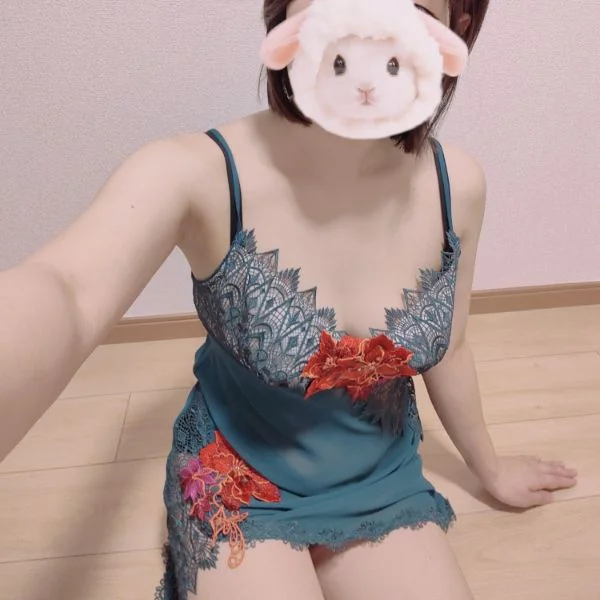 23時まで出勤してます♡