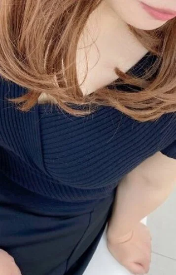新人ゆい