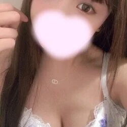 星乃なぎさ