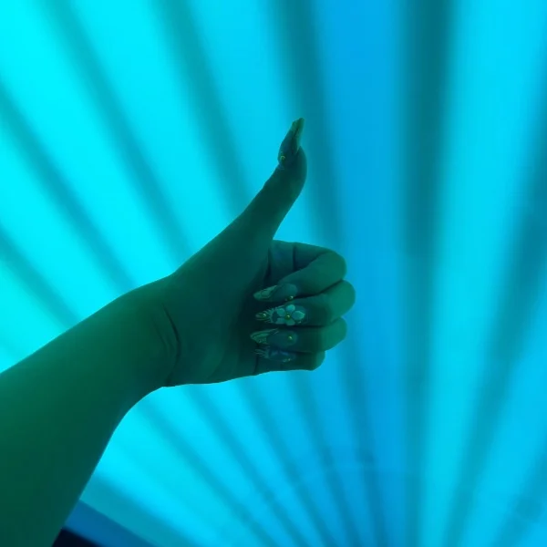 👧🏽☀️☀️☀️🫧‪