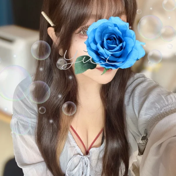 明日遅番19時〜出勤です！