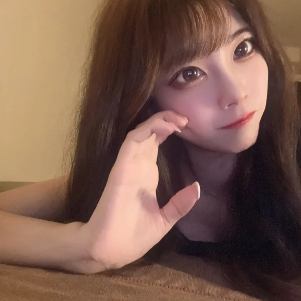 明日19時から出勤です❣️ご予約はお早めに！！