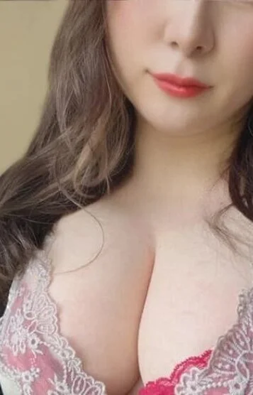美波ゆな