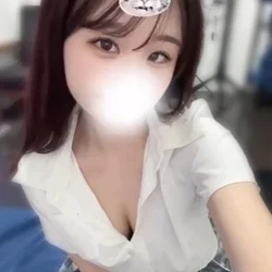 佐藤ここな