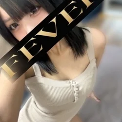 高村みなみ